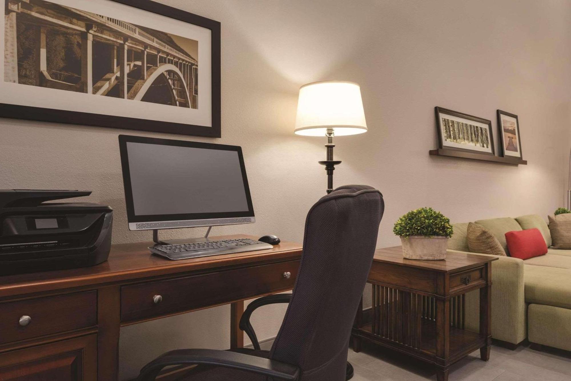 Country Inn & Suites By Radisson, Cedar Falls, Ia Extérieur photo
